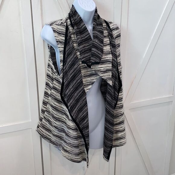 Anthropologie Dolan T-Shirt Sleeveless Cascade Cardigan Vest Size Medium - Picture 3 of 9